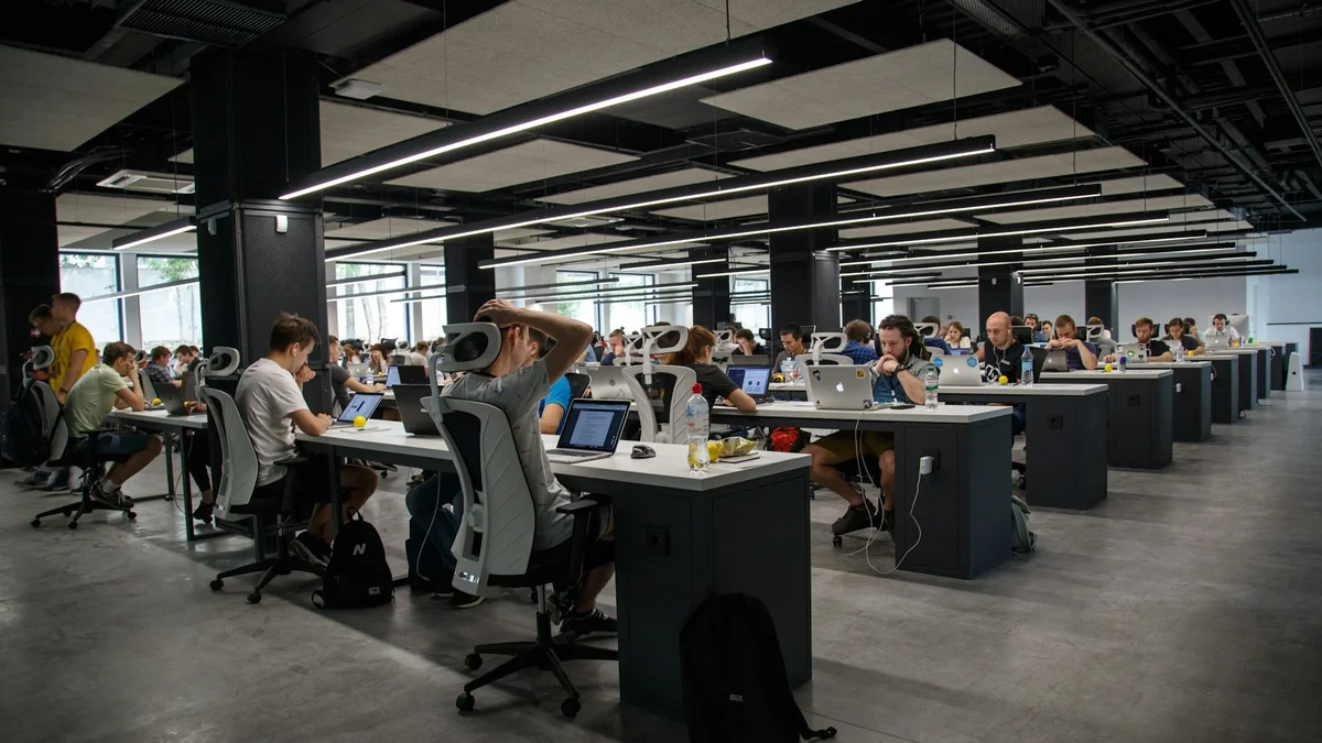 Technology Software Tools Digital Trends and Emerging Applications