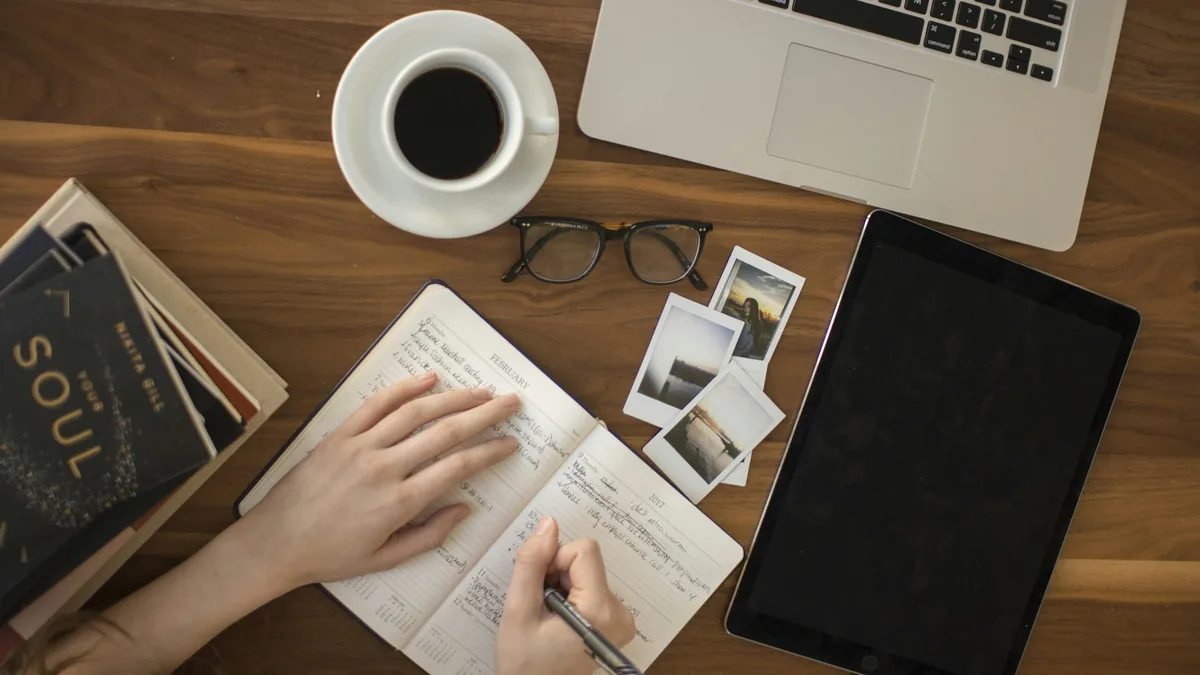 Online learning resources, educational study methods, and digital research